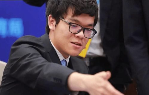 柯洁夺得围棋王中王冠军！神奇逆转 意义非凡