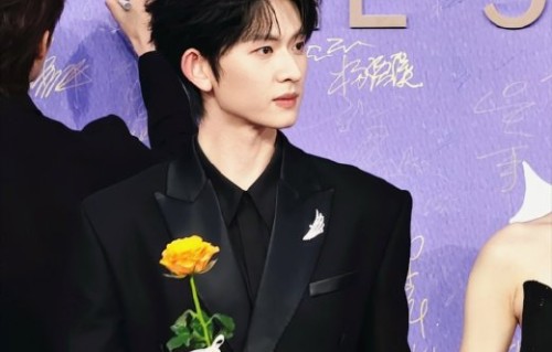 短剧演员出席百花奖意味着什么？