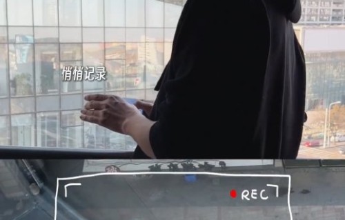 吴磊与粉丝之间有哪些暖心的互动故事？