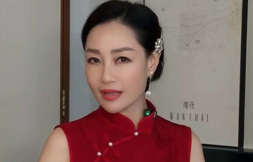突发！香港知名演员爆料遇婚恋诈骗，61岁还没结婚，享受单身状态