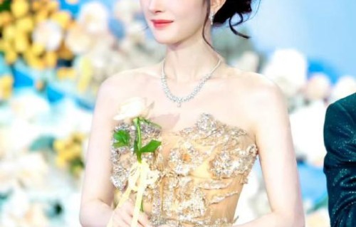 杨幂“妈幂”爱称刷屏，百花奖双提名虽败犹荣