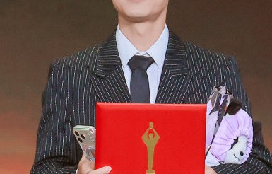 大鹏和杨幂在《长安的荔枝》中饰演夫妻有哪些默契表现？