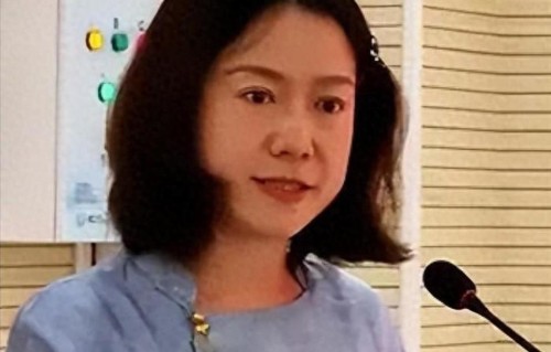面相变了！50岁翁帆近照曝光，年轻漂亮瘦了很多，一举动口碑暴增