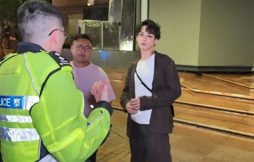香港知名男星同车友人涉酒驾被捕，一个月后回应，引发争议
