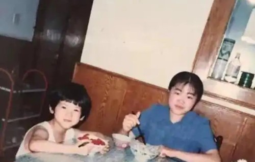 章泽天对撞脸刘亦菲妈妈的热搜作出过回应吗？