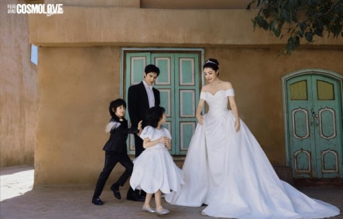 麦迪娜姜潮补办婚礼！一家四口新疆婚纱照甜度爆表