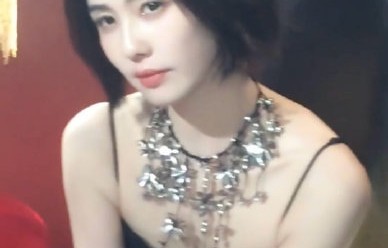 白鹿如何回应粉丝对短发浓妆造型的争议？