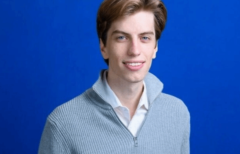 华尔街AI股神高杠杆爆仓出局！血亏1400亿