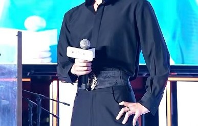 何与为什么决定提前直播？