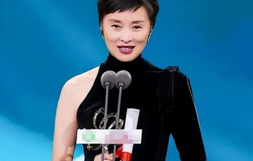 被陈建斌分手与辛柏青传出绯闻，54岁的吴越个人含金量却还在上升