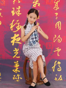 夏梦小时候照片