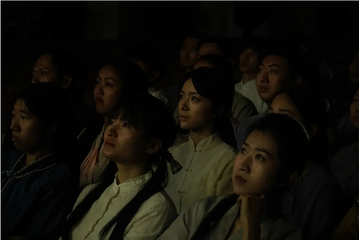 导演披露的未公映情节：谢南枝在暹罗电影院观看潮剧电影《玉娇龙》