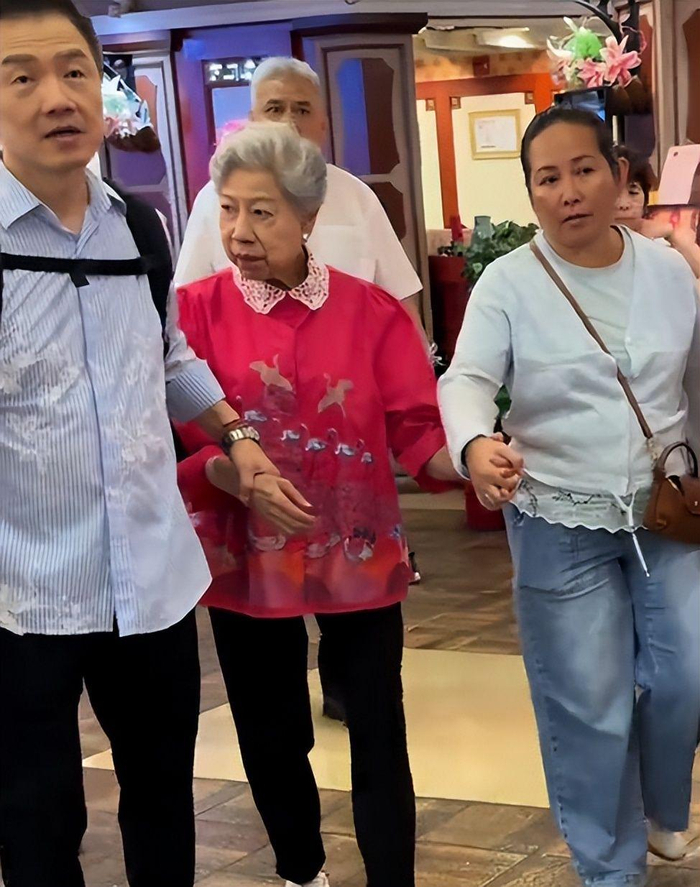  打开网易新闻 查看精彩图片 