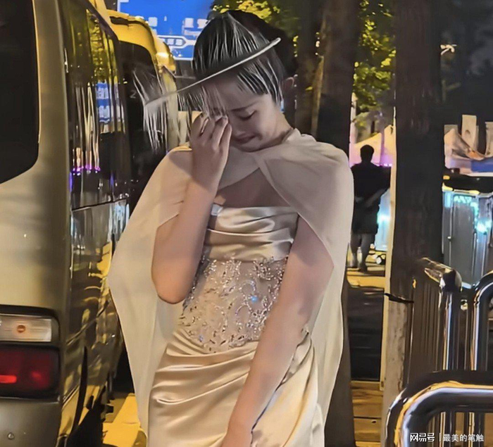  打开网易新闻 查看精彩图片 