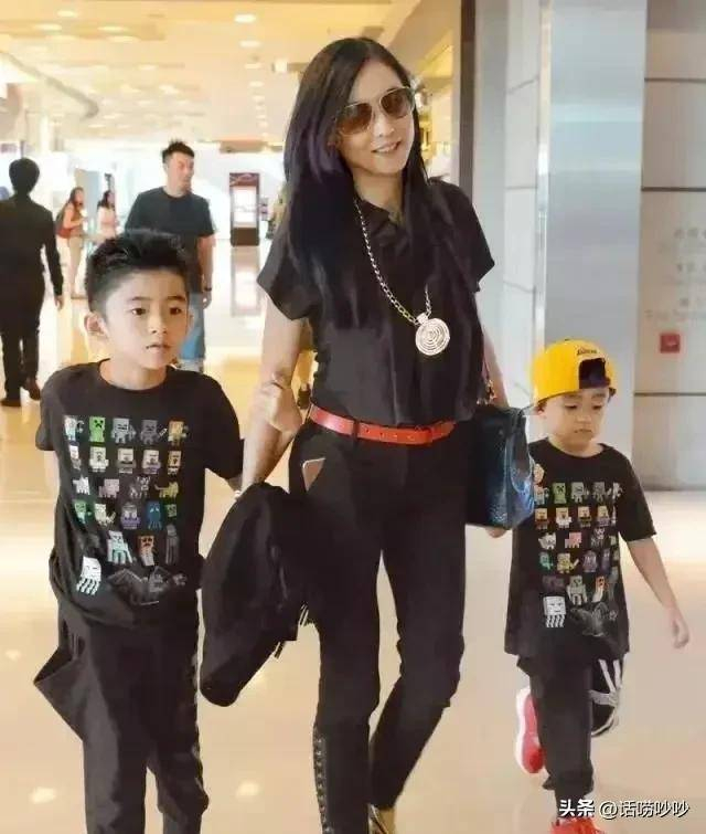 图片加载中…